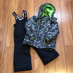 4T OshKosh Snowsuit